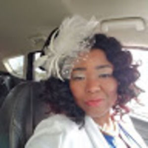 Meet your Posher, Ebony